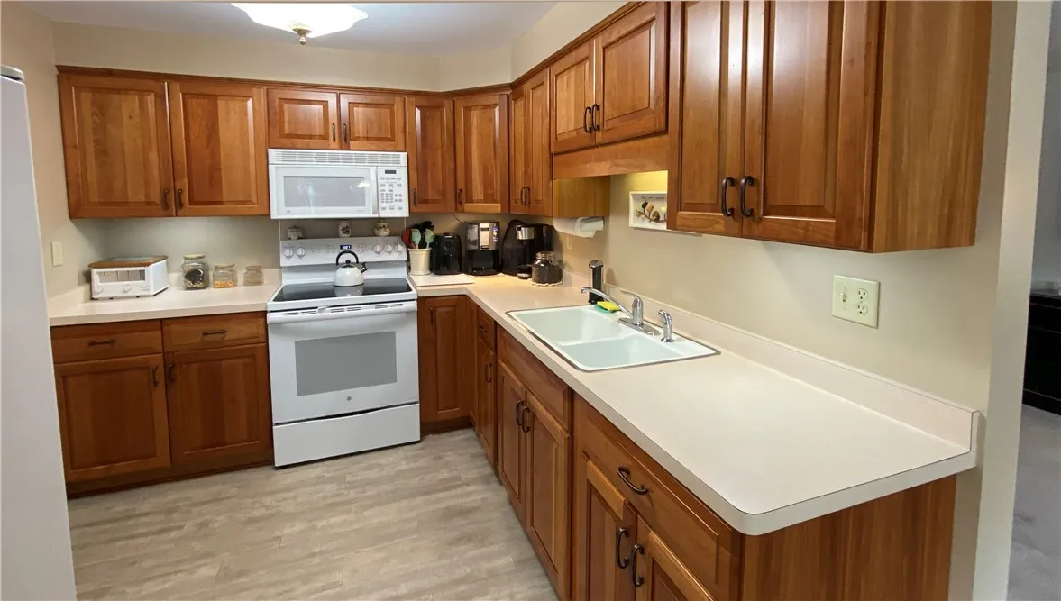 1476 Vroom Road, Ogden, New York 14559, Ogden, New York 14559, 3 Bedrooms Bedrooms, 6 Rooms Rooms,1 BathroomBathrooms,Residential,Closed,1476 Vroom Road, Ogden, New York 14559,0,R1631773