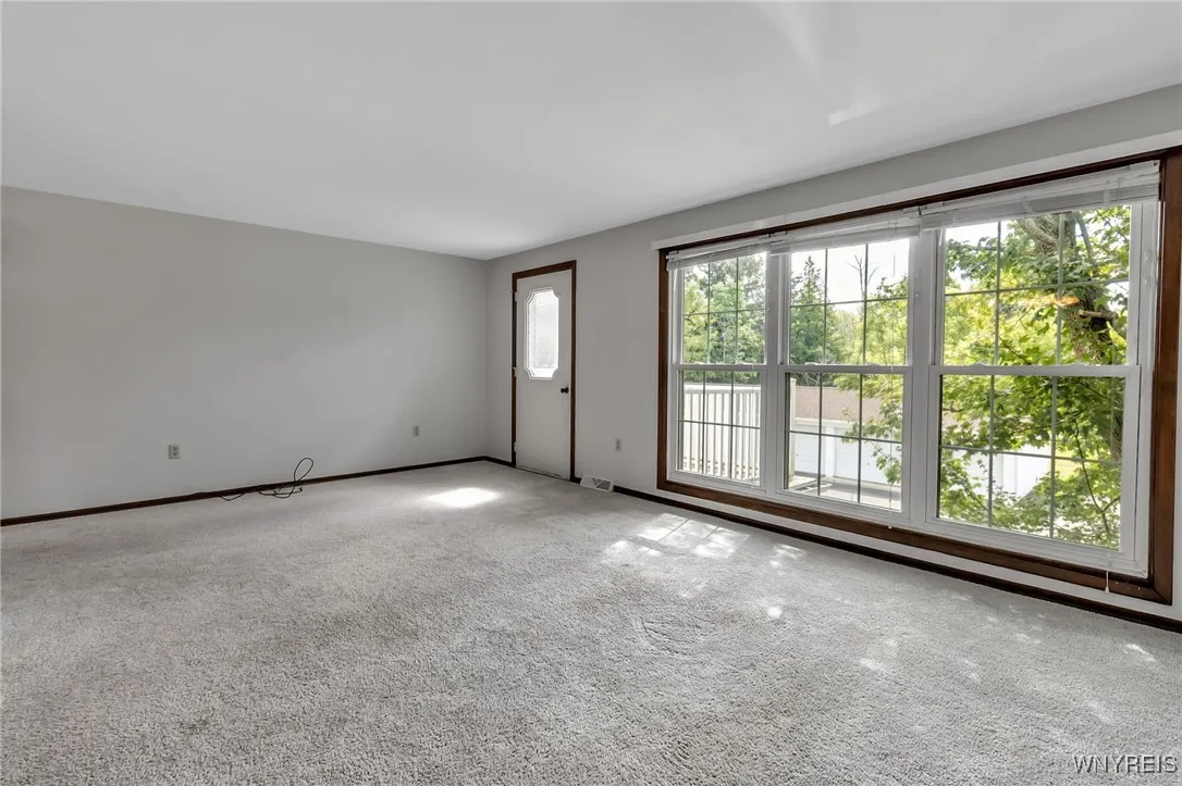 75 Carriage Drive 8, Orchard Park, New York 14127, Orchard Park, New York 14127, 2 Bedrooms Bedrooms, 7 Rooms Rooms,1 BathroomBathrooms,Residential,For Sale,75 Carriage Drive 8, Orchard Park, New York 14127,0,B1631559
