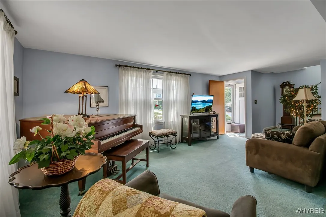 384 Knowlton Avenue, Tonawanda, New York 14217, Tonawanda, New York 14217, 3 Bedrooms Bedrooms, 7 Rooms Rooms,1 BathroomBathrooms,Residential,Closed,384 Knowlton Avenue, Tonawanda, New York 14217,0,B1627380