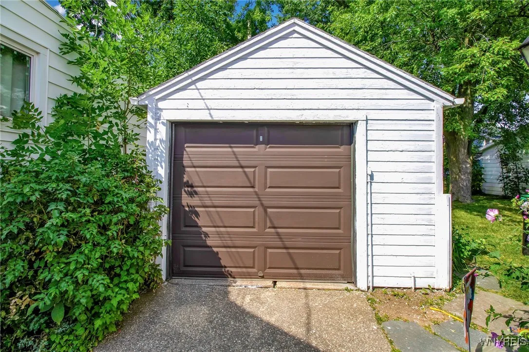 384 Knowlton Avenue, Tonawanda, New York 14217, Tonawanda, New York 14217, 3 Bedrooms Bedrooms, 7 Rooms Rooms,1 BathroomBathrooms,Residential,Closed,384 Knowlton Avenue, Tonawanda, New York 14217,0,B1627380