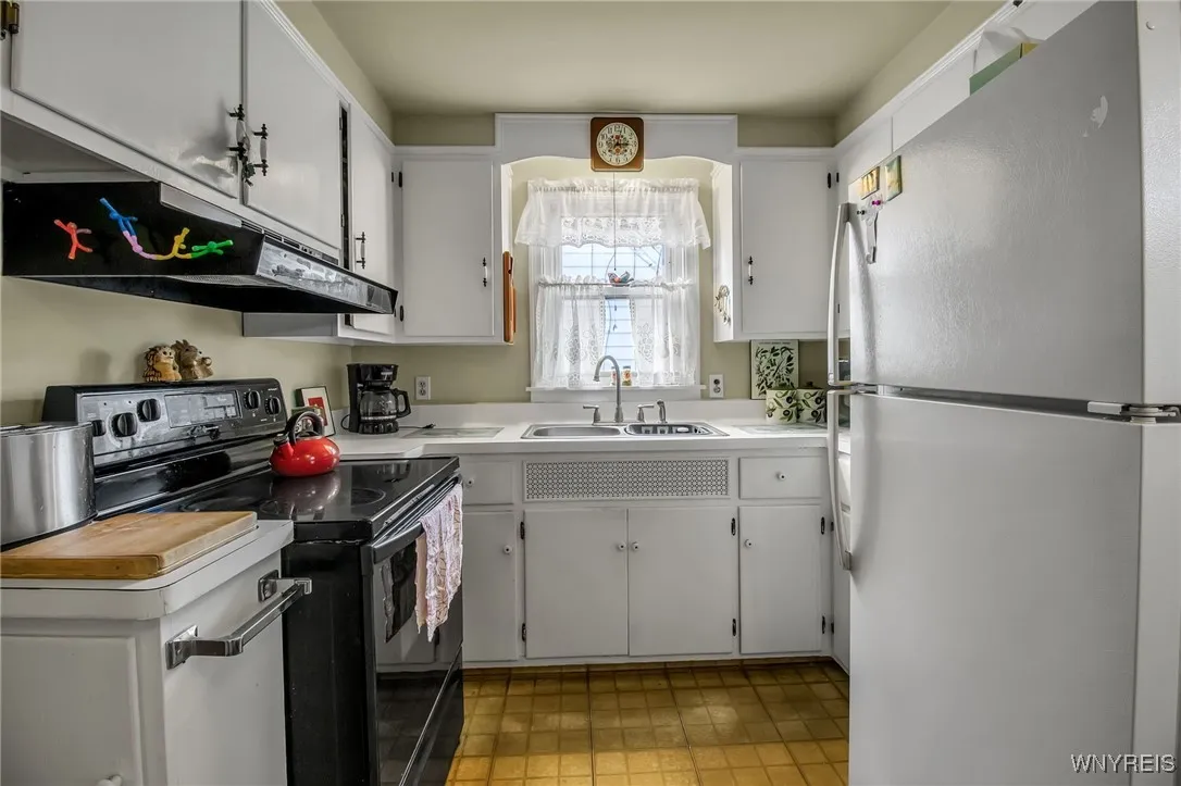 384 Knowlton Avenue, Tonawanda, New York 14217, Tonawanda, New York 14217, 3 Bedrooms Bedrooms, 7 Rooms Rooms,1 BathroomBathrooms,Residential,Closed,384 Knowlton Avenue, Tonawanda, New York 14217,0,B1627380