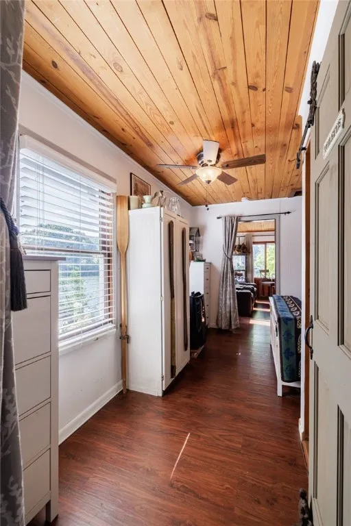 8568 East Lake Road, Batavia City, New York 14020, Stafford, New York 14020, 1 Bedroom Bedrooms, 4 Rooms Rooms,1 BathroomBathrooms,Residential,Closed,8568 East Lake Road, Batavia City, New York 14020,0,R1631867