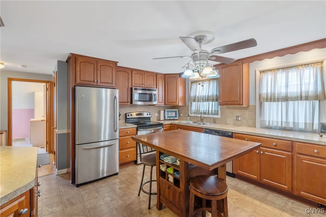 205 Hood Ave, Syracuse, New York 13208, Syracuse, New York 13208, 2 Bedrooms Bedrooms, 6 Rooms Rooms,1 BathroomBathrooms,Residential,Closed,205 Hood Ave, Syracuse, New York 13208,0,S1630948