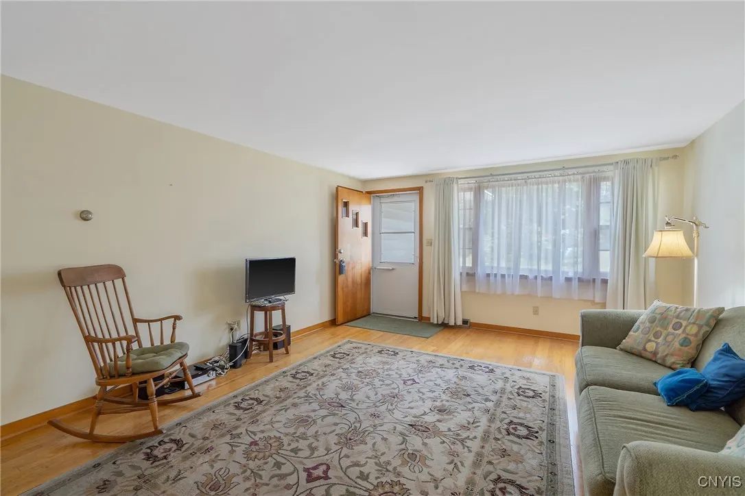 205 Hood Ave, Syracuse, New York 13208, Syracuse, New York 13208, 2 Bedrooms Bedrooms, 6 Rooms Rooms,1 BathroomBathrooms,Residential,Closed,205 Hood Ave, Syracuse, New York 13208,0,S1630948