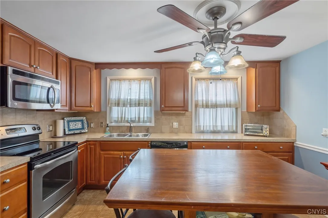 205 Hood Ave, Syracuse, New York 13208, Syracuse, New York 13208, 2 Bedrooms Bedrooms, 6 Rooms Rooms,1 BathroomBathrooms,Residential,Closed,205 Hood Ave, Syracuse, New York 13208,0,S1630948