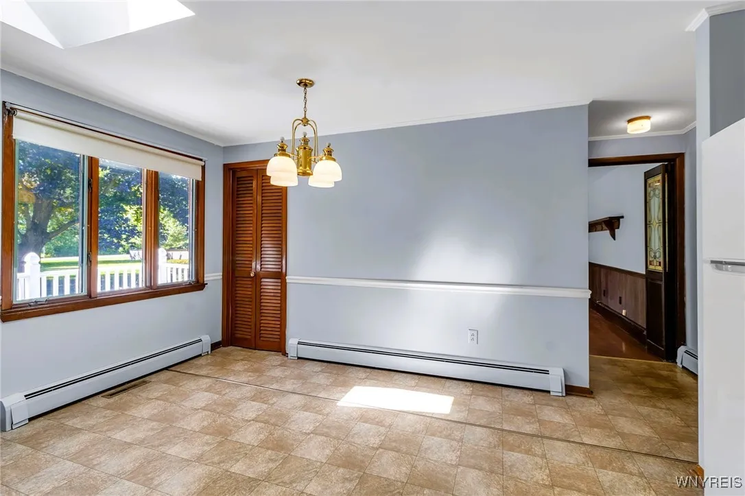 3150 Tonawanda Creek Road, Amherst, New York 14228, Amherst, New York 14228, 3 Bedrooms Bedrooms, 6 Rooms Rooms,1 BathroomBathrooms,Residential,For Sale,3150 Tonawanda Creek Road, Amherst, New York 14228,0,B1631569
