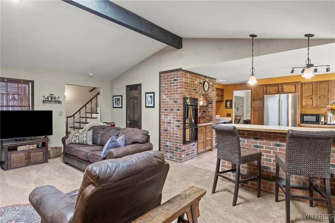 22 Old Farm Road, Orchard Park, New York 14127, Orchard Park, New York 14127, 4 Bedrooms Bedrooms, 9 Rooms Rooms,2 BathroomsBathrooms,Residential,For Sale,22 Old Farm Road, Orchard Park, New York 14127,0,B1632019