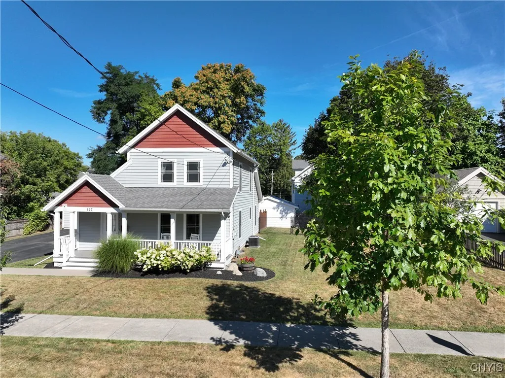 127 Shuart Avenue, Syracuse, New York 13203, Syracuse, New York 13203, 3 Bedrooms Bedrooms, 6 Rooms Rooms,2 BathroomsBathrooms,Residential,Closed,127 Shuart Avenue, Syracuse, New York 13203,0,S1631809