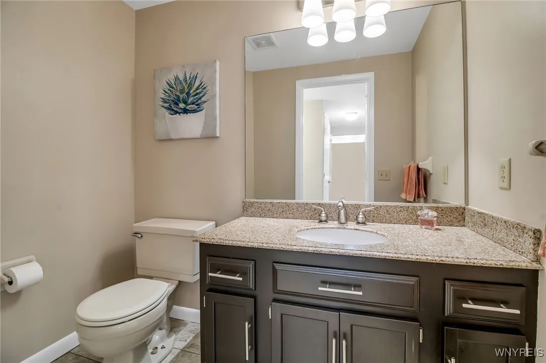 88 Breezewood Common, Amherst, New York 14051, Amherst, New York 14051, 3 Bedrooms Bedrooms, 6 Rooms Rooms,2 BathroomsBathrooms,Residential,For Sale,88 Breezewood Common, Amherst, New York 14051,B1630381