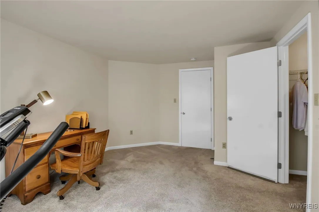 88 Breezewood Common, Amherst, New York 14051, Amherst, New York 14051, 3 Bedrooms Bedrooms, 6 Rooms Rooms,2 BathroomsBathrooms,Residential,For Sale,88 Breezewood Common, Amherst, New York 14051,B1630381