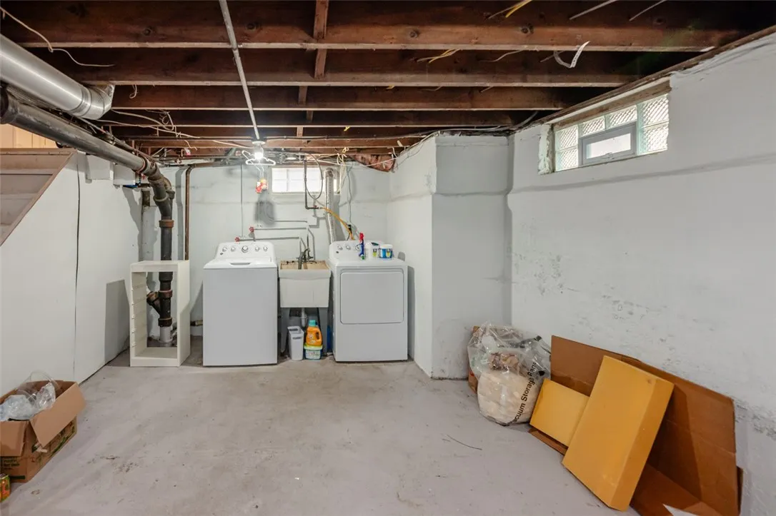 30 Forgham Road, Greece, New York 14616, Greece, New York 14616, 3 Bedrooms Bedrooms, 7 Rooms Rooms,1 BathroomBathrooms,Residential,Closed,30 Forgham Road, Greece, New York 14616,0,R1632028