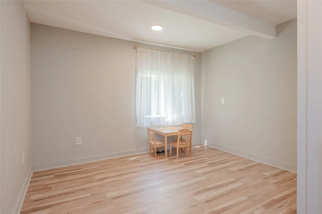 30 Forgham Road, Greece, New York 14616, Greece, New York 14616, 3 Bedrooms Bedrooms, 7 Rooms Rooms,1 BathroomBathrooms,Residential,Closed,30 Forgham Road, Greece, New York 14616,0,R1632028