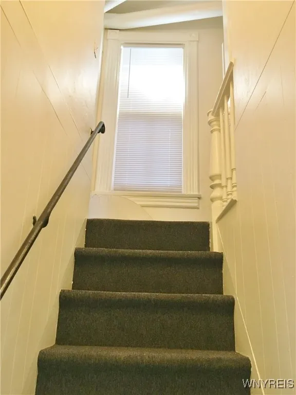 262 Summer Street Rear, Buffalo, New York 14222, Buffalo, New York 14222, 2 Bedrooms Bedrooms, 5 Rooms Rooms,1 BathroomBathrooms,Residential Lease,For Rent,262 Summer Street Rear, Buffalo, New York 14222,0,B1631640