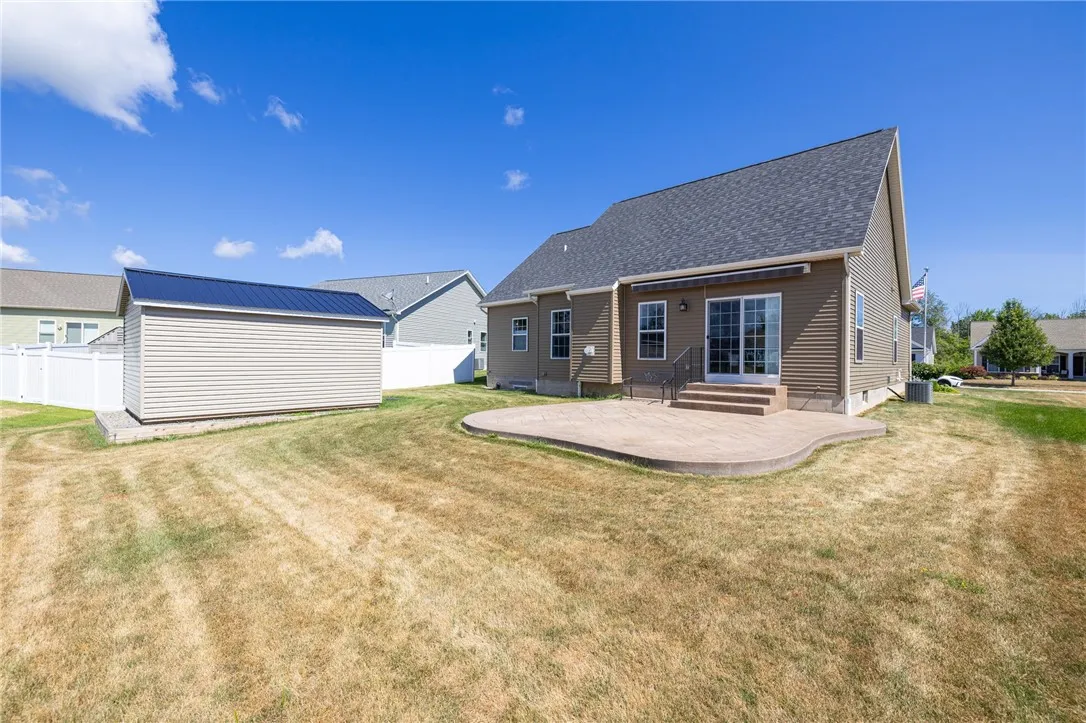 283 Avery Park Ln Lane, Greece, New York 14612, Greece, New York 14612, 3 Bedrooms Bedrooms, 5 Rooms Rooms,2 BathroomsBathrooms,Residential,Closed,283 Avery Park Ln Lane, Greece, New York 14612,0,R1631403