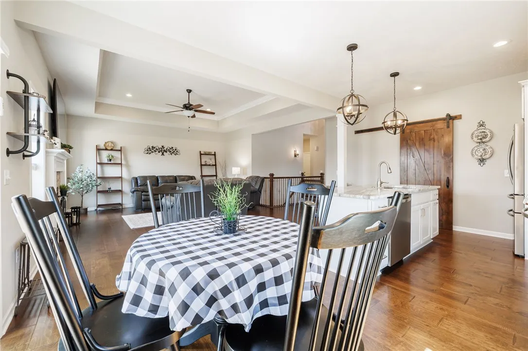 283 Avery Park Ln Lane, Greece, New York 14612, Greece, New York 14612, 3 Bedrooms Bedrooms, 5 Rooms Rooms,2 BathroomsBathrooms,Residential,Closed,283 Avery Park Ln Lane, Greece, New York 14612,0,R1631403