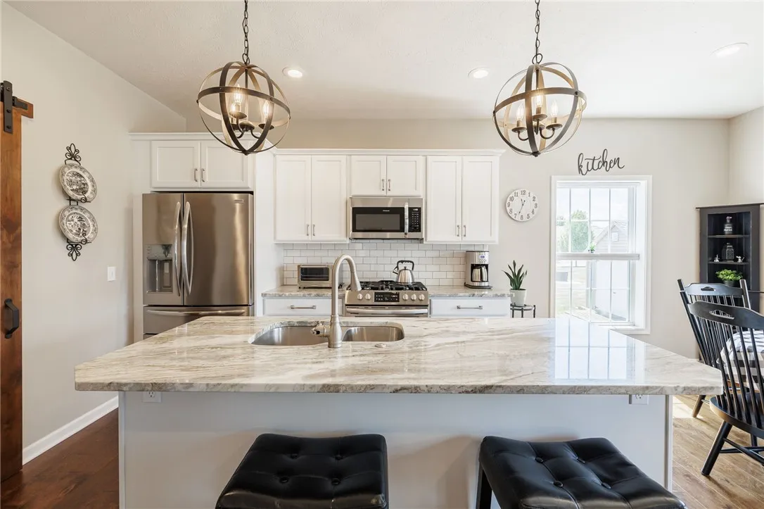 283 Avery Park Ln Lane, Greece, New York 14612, Greece, New York 14612, 3 Bedrooms Bedrooms, 5 Rooms Rooms,2 BathroomsBathrooms,Residential,Closed,283 Avery Park Ln Lane, Greece, New York 14612,0,R1631403