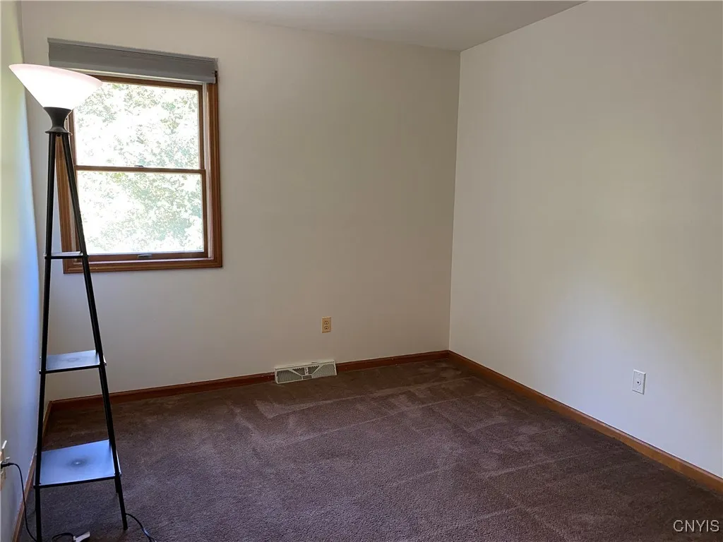 4815 Creaser Road, Westmoreland, New York 13490, Westmoreland, New York 13490, 4 Bedrooms Bedrooms, 7 Rooms Rooms,2 BathroomsBathrooms,Residential,Closed,4815 Creaser Road, Westmoreland, New York 13490,0,S1631665