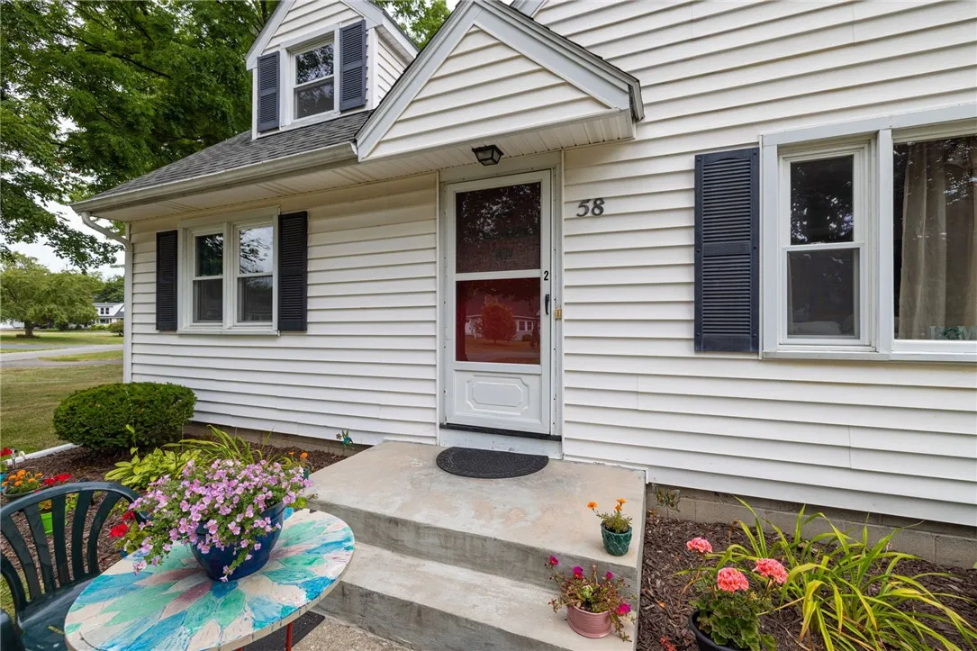 58 Sunnyside Lane, Chili, New York 14514, Chili, New York 14514, 3 Bedrooms Bedrooms, ,2 BathroomsBathrooms,Residential,Closed,58 Sunnyside Lane, Chili, New York 14514,0,R1631638