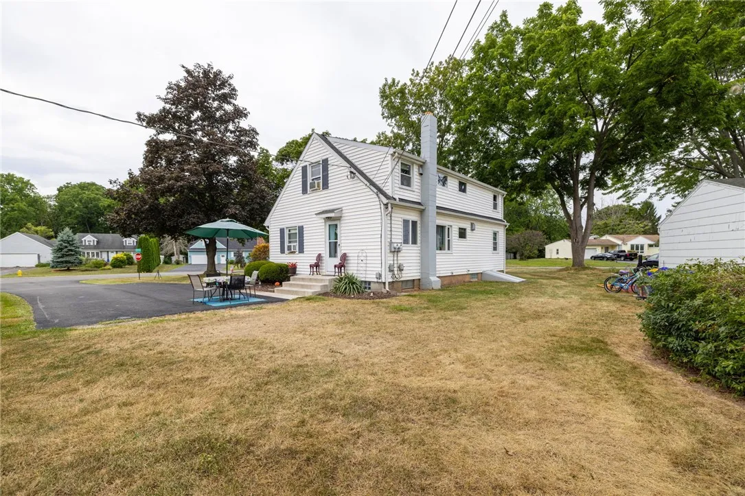 58 Sunnyside Lane, Chili, New York 14514, Chili, New York 14514, 3 Bedrooms Bedrooms, ,2 BathroomsBathrooms,Residential,Closed,58 Sunnyside Lane, Chili, New York 14514,0,R1631638