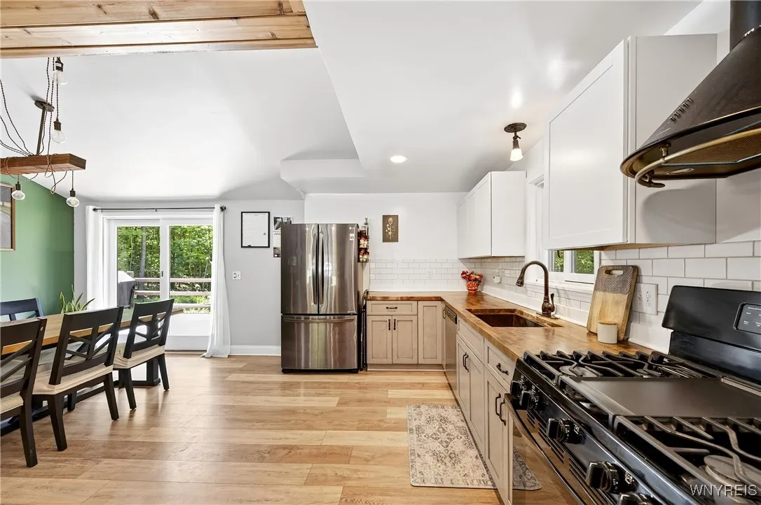 9852 Larkin Road, Eden, New York 14057, Eden, New York 14057, 3 Bedrooms Bedrooms, 7 Rooms Rooms,2 BathroomsBathrooms,Residential,Closed,9852 Larkin Road, Eden, New York 14057,0,B1631954