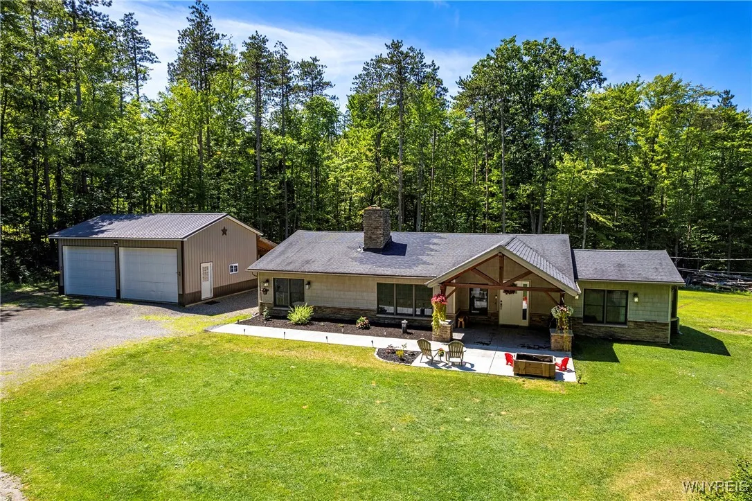 9852 Larkin Road, Eden, New York 14057, Eden, New York 14057, 3 Bedrooms Bedrooms, 7 Rooms Rooms,2 BathroomsBathrooms,Residential,Closed,9852 Larkin Road, Eden, New York 14057,0,B1631954