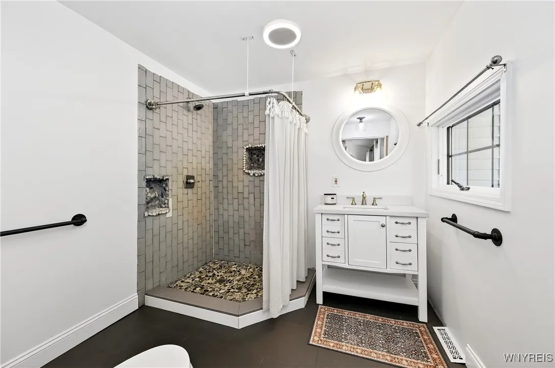 9852 Larkin Road, Eden, New York 14057, Eden, New York 14057, 3 Bedrooms Bedrooms, 7 Rooms Rooms,2 BathroomsBathrooms,Residential,Closed,9852 Larkin Road, Eden, New York 14057,0,B1631954