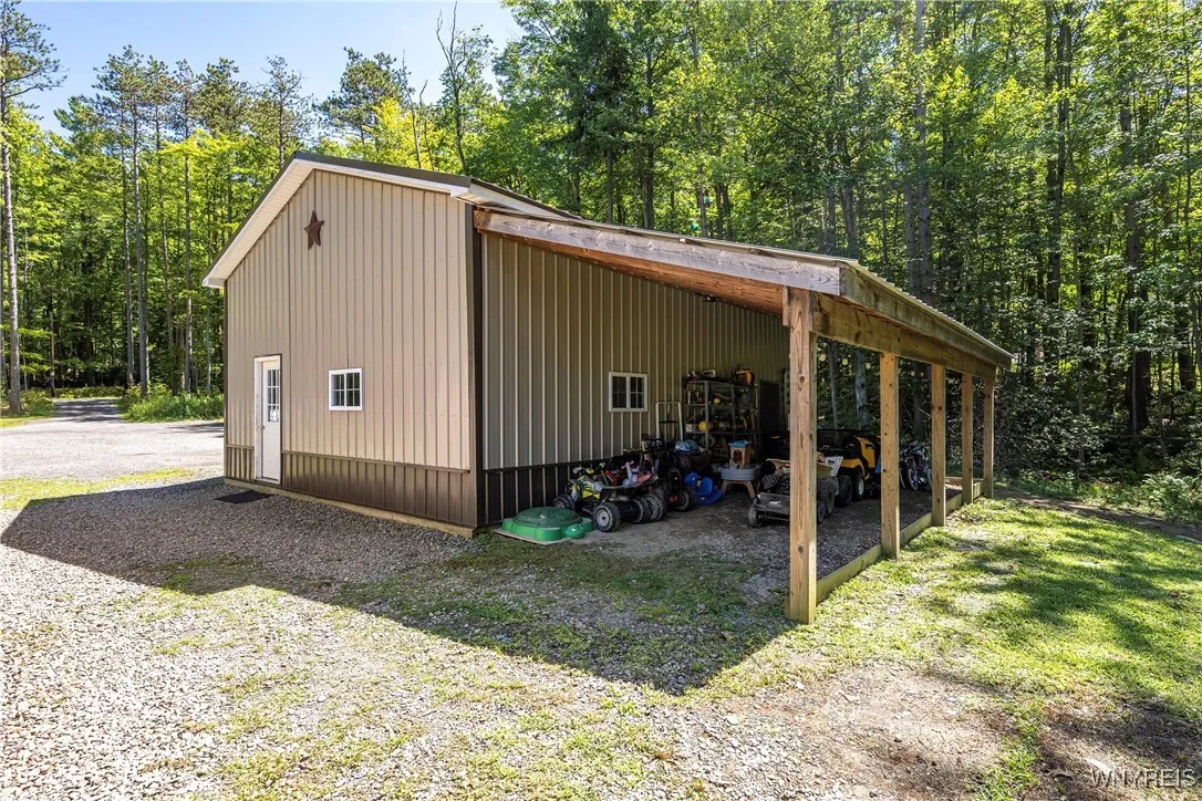 9852 Larkin Road, Eden, New York 14057, Eden, New York 14057, 3 Bedrooms Bedrooms, 7 Rooms Rooms,2 BathroomsBathrooms,Residential,Closed,9852 Larkin Road, Eden, New York 14057,0,B1631954