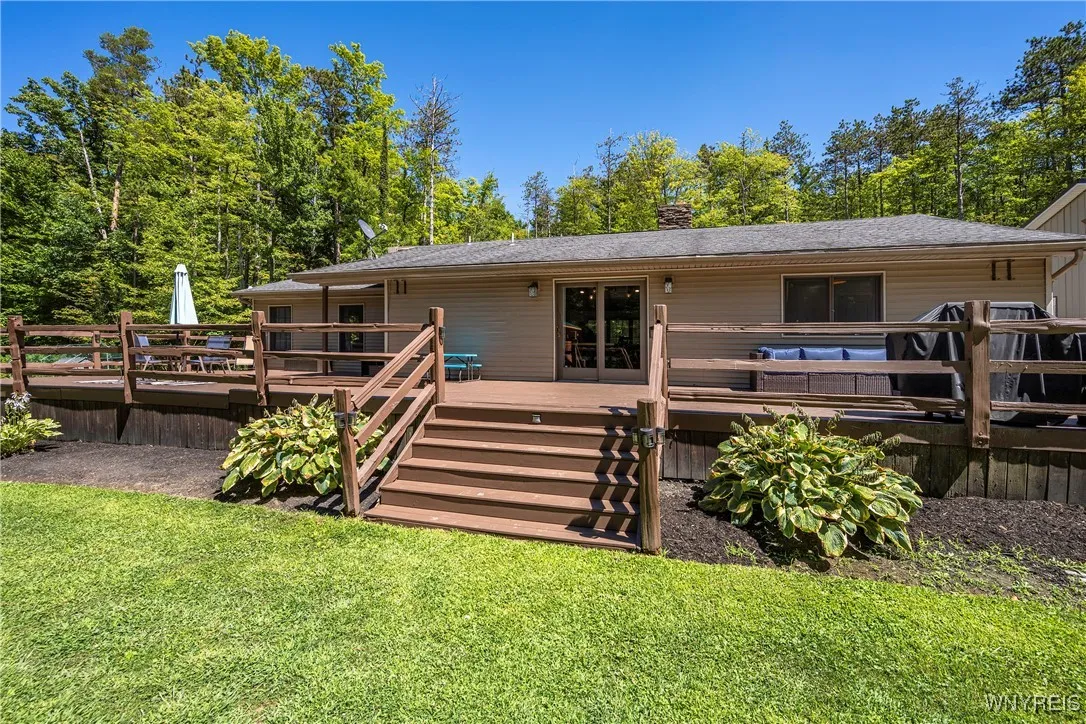 9852 Larkin Road, Eden, New York 14057, Eden, New York 14057, 3 Bedrooms Bedrooms, 7 Rooms Rooms,2 BathroomsBathrooms,Residential,Closed,9852 Larkin Road, Eden, New York 14057,0,B1631954