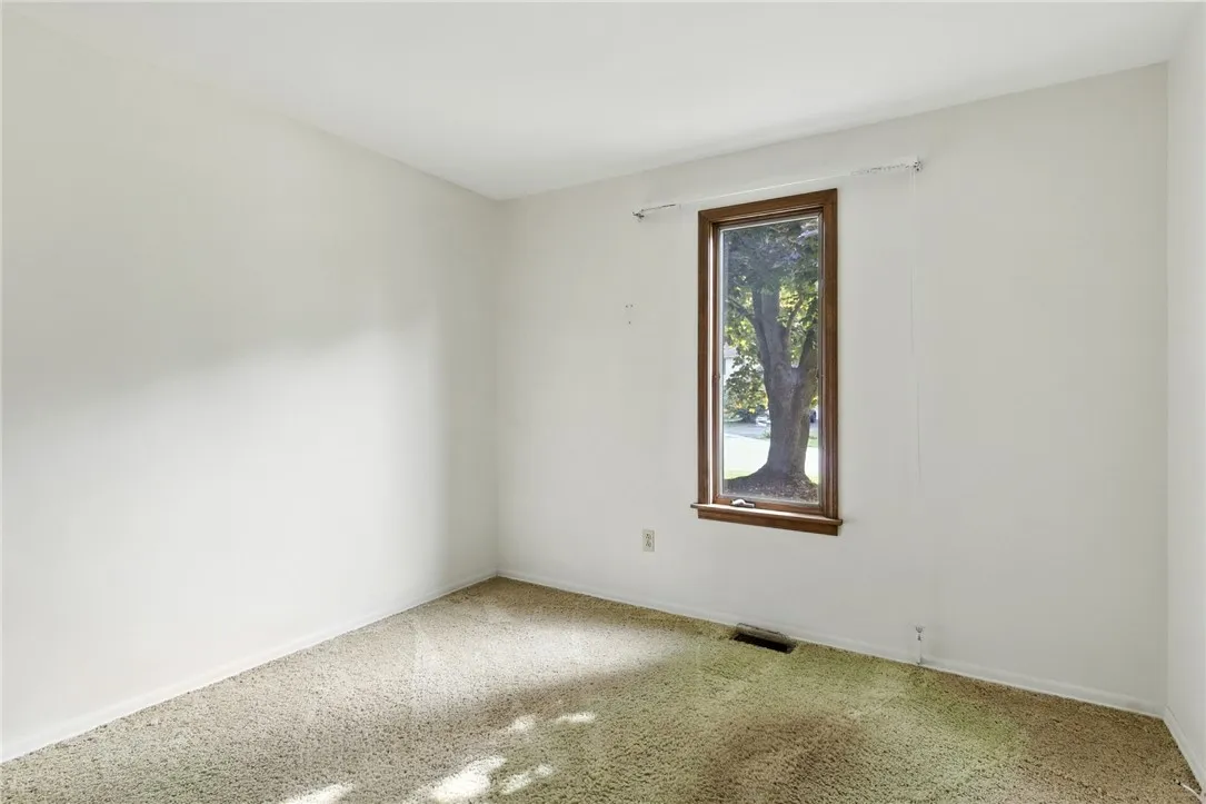 299 Brooksboro Drive, Webster, New York 14580, Webster, New York 14580, 4 Bedrooms Bedrooms, 8 Rooms Rooms,3 BathroomsBathrooms,Residential,Closed,299 Brooksboro Drive, Webster, New York 14580,0,R1628266