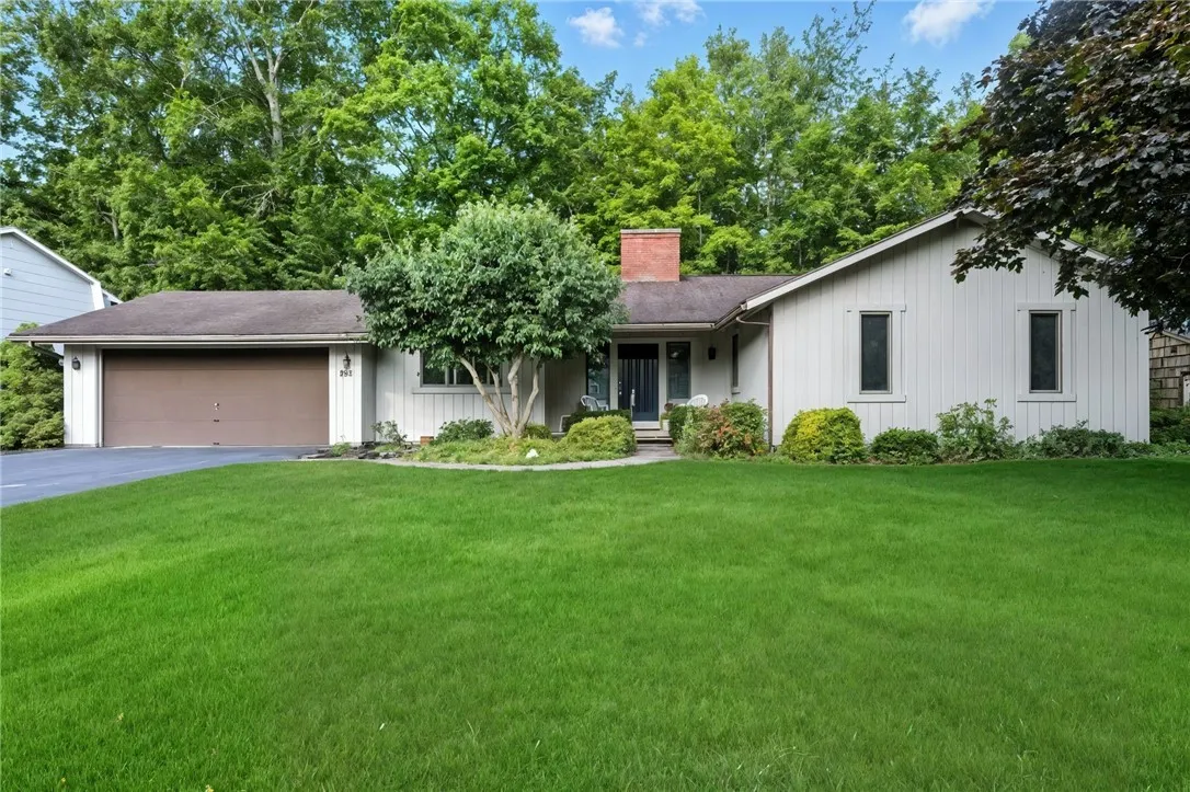 299 Brooksboro Drive, Webster, New York 14580, Webster, New York 14580, 4 Bedrooms Bedrooms, 8 Rooms Rooms,3 BathroomsBathrooms,Residential,Closed,299 Brooksboro Drive, Webster, New York 14580,0,R1628266