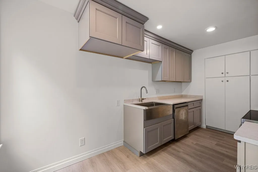 3104 East River Road, Grand Island, New York 14072, Grand Island, New York 14072, 2 Bedrooms Bedrooms, 5 Rooms Rooms,2 BathroomsBathrooms,Residential,For Sale,3104 East River Road, Grand Island, New York 14072,0,B1632110