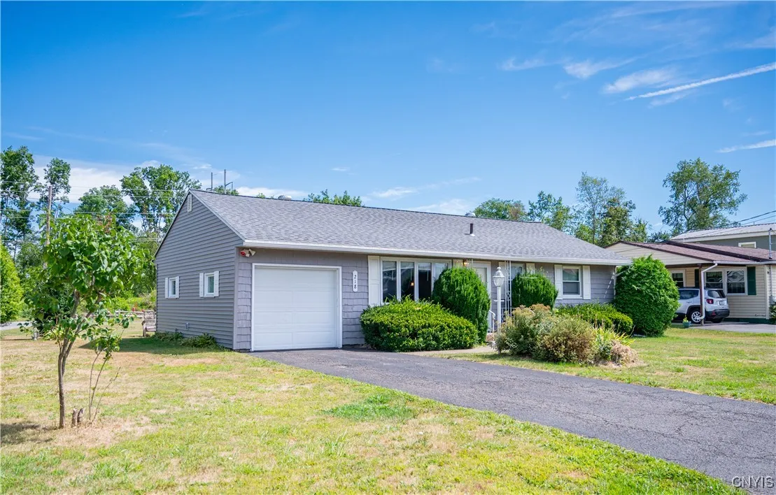 218 Crossgates Road, Rome, New York 13440, Rome, New York 13440, 2 Bedrooms Bedrooms, 6 Rooms Rooms,1 BathroomBathrooms,Residential,Closed,218 Crossgates Road, Rome, New York 13440,0,S1631955