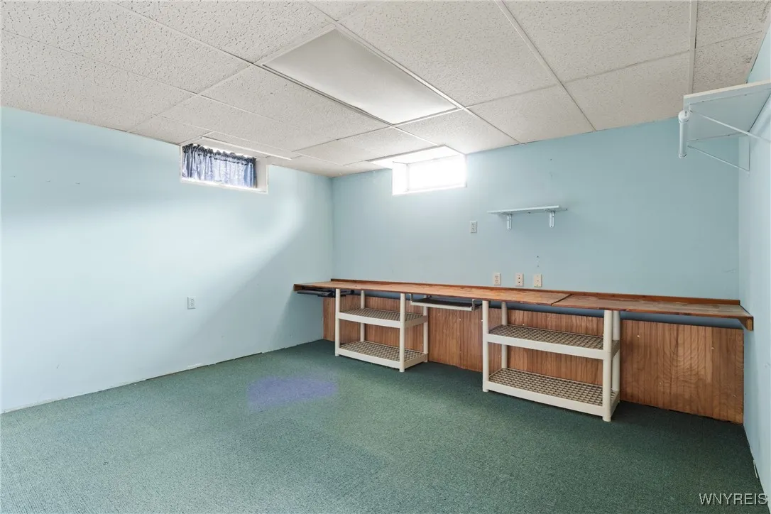 basement office/craft room