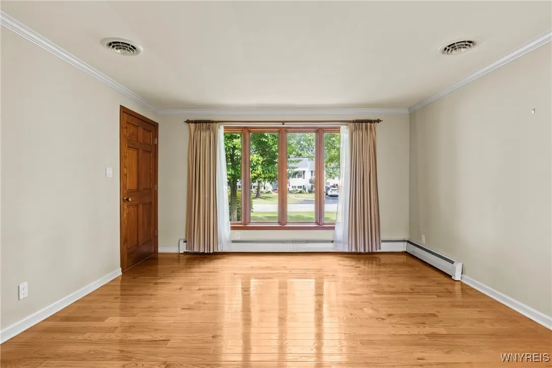 beautiful crown molding