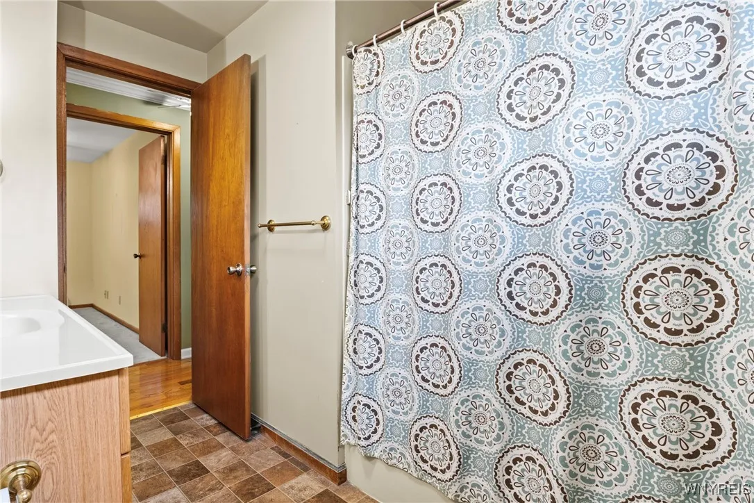 7375 Sunnydale Drive, Niagara, New York 14304, Niagara, New York 14304, 3 Bedrooms Bedrooms, 6 Rooms Rooms,1 BathroomBathrooms,Residential,Closed,7375 Sunnydale Drive, Niagara, New York 14304,0,B1629594