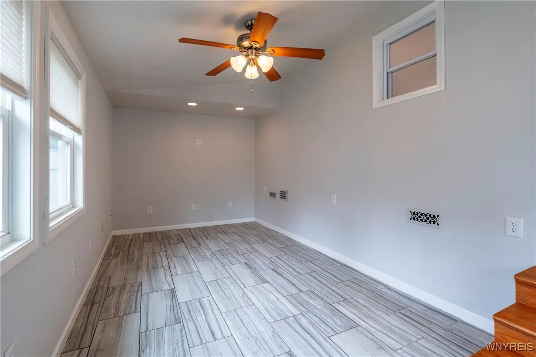 109 Yeager Drive, Cheektowaga, New York 14225, Cheektowaga, New York 14225, 3 Bedrooms Bedrooms, 8 Rooms Rooms,2 BathroomsBathrooms,Residential,Closed,109 Yeager Drive, Cheektowaga, New York 14225,0,B1631970