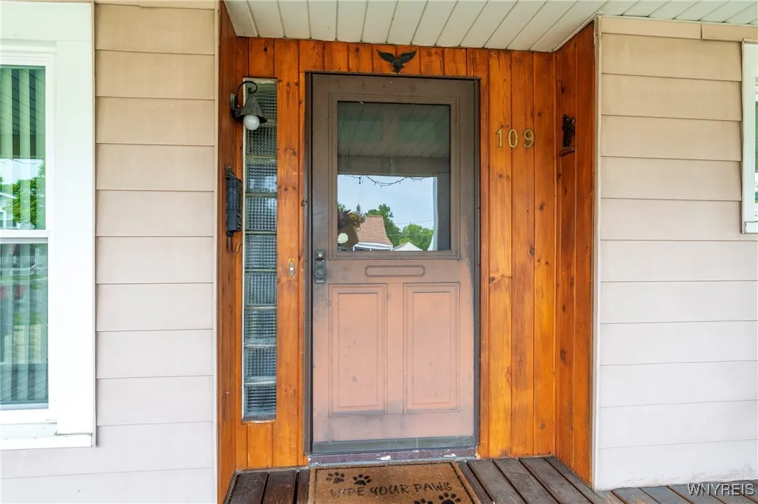 109 Yeager Drive, Cheektowaga, New York 14225, Cheektowaga, New York 14225, 3 Bedrooms Bedrooms, 8 Rooms Rooms,2 BathroomsBathrooms,Residential,Closed,109 Yeager Drive, Cheektowaga, New York 14225,0,B1631970