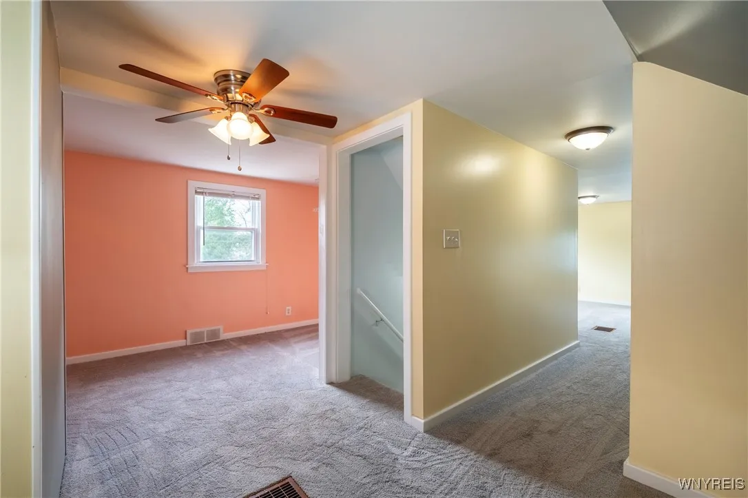 109 Yeager Drive, Cheektowaga, New York 14225, Cheektowaga, New York 14225, 3 Bedrooms Bedrooms, 8 Rooms Rooms,2 BathroomsBathrooms,Residential,Closed,109 Yeager Drive, Cheektowaga, New York 14225,0,B1631970