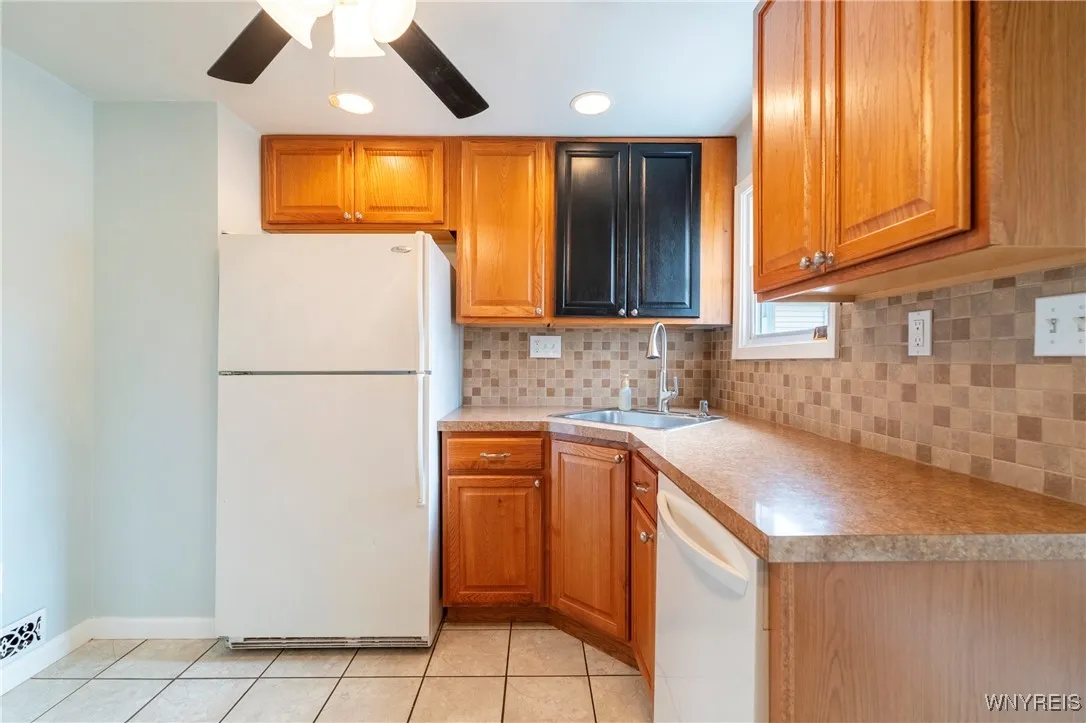 109 Yeager Drive, Cheektowaga, New York 14225, Cheektowaga, New York 14225, 3 Bedrooms Bedrooms, 8 Rooms Rooms,2 BathroomsBathrooms,Residential,Closed,109 Yeager Drive, Cheektowaga, New York 14225,0,B1631970