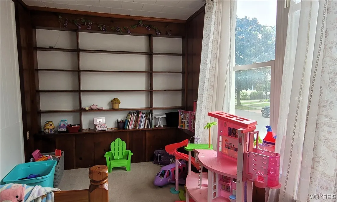 Bedroom #2 (185 Huntington #1, Buffalo, NY 14214)