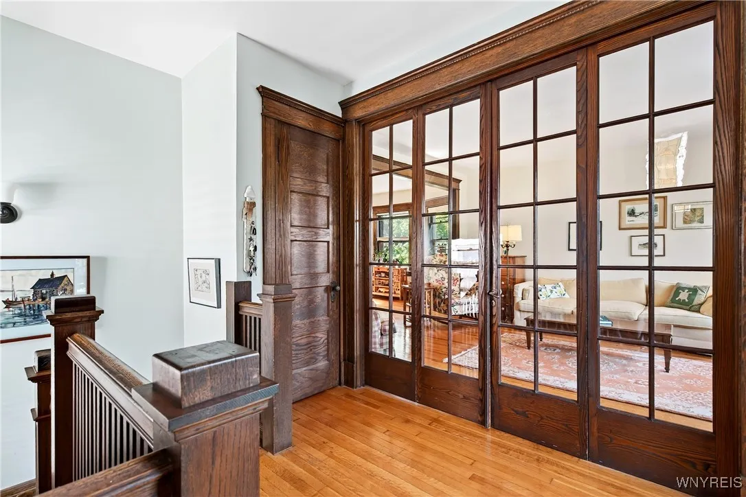 61 Claremont Avenue, Buffalo, New York 14222, Buffalo, New York 14222, 6 Bedrooms Bedrooms, ,2 BathroomsBathrooms,Residential,For Sale,61 Claremont Avenue, Buffalo, New York 14222,B1631201