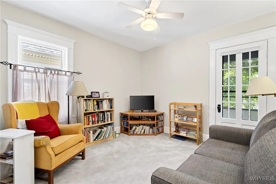 61 Claremont Avenue, Buffalo, New York 14222, Buffalo, New York 14222, 6 Bedrooms Bedrooms, ,2 BathroomsBathrooms,Residential,For Sale,61 Claremont Avenue, Buffalo, New York 14222,B1631201