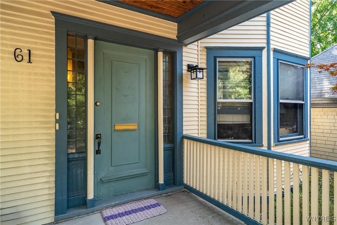 61 Claremont Avenue, Buffalo, New York 14222, Buffalo, New York 14222, 6 Bedrooms Bedrooms, ,2 BathroomsBathrooms,Residential,For Sale,61 Claremont Avenue, Buffalo, New York 14222,B1631201