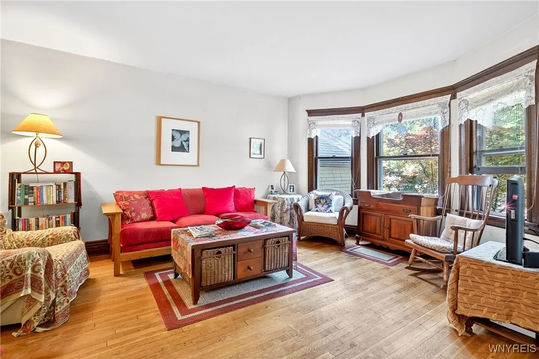 61 Claremont Avenue, Buffalo, New York 14222, Buffalo, New York 14222, 6 Bedrooms Bedrooms, ,2 BathroomsBathrooms,Residential,For Sale,61 Claremont Avenue, Buffalo, New York 14222,B1631201