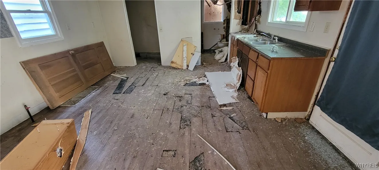 42 Progressive Avenue, Buffalo, New York 14207, Buffalo, New York 14207, 3 Bedrooms Bedrooms, 7 Rooms Rooms,1 BathroomBathrooms,Residential,For Sale,42 Progressive Avenue, Buffalo, New York 14207,B1629576