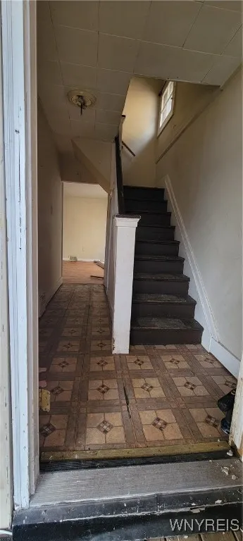 42 Progressive Avenue, Buffalo, New York 14207, Buffalo, New York 14207, 3 Bedrooms Bedrooms, 7 Rooms Rooms,1 BathroomBathrooms,Residential,For Sale,42 Progressive Avenue, Buffalo, New York 14207,B1629576