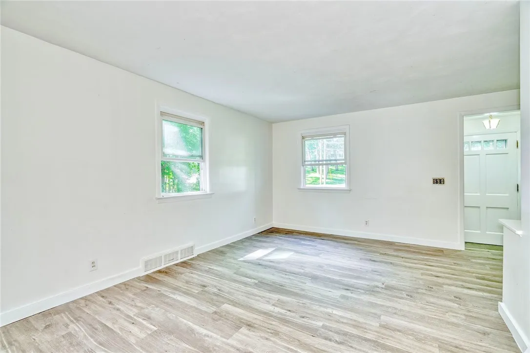 745-747 Liberty Street, Penfield, New York 14526, Penfield, New York 14526, 4 Bedrooms Bedrooms, ,2 BathroomsBathrooms,Residential,Closed,745-747 Liberty Street, Penfield, New York 14526,0,R1632169