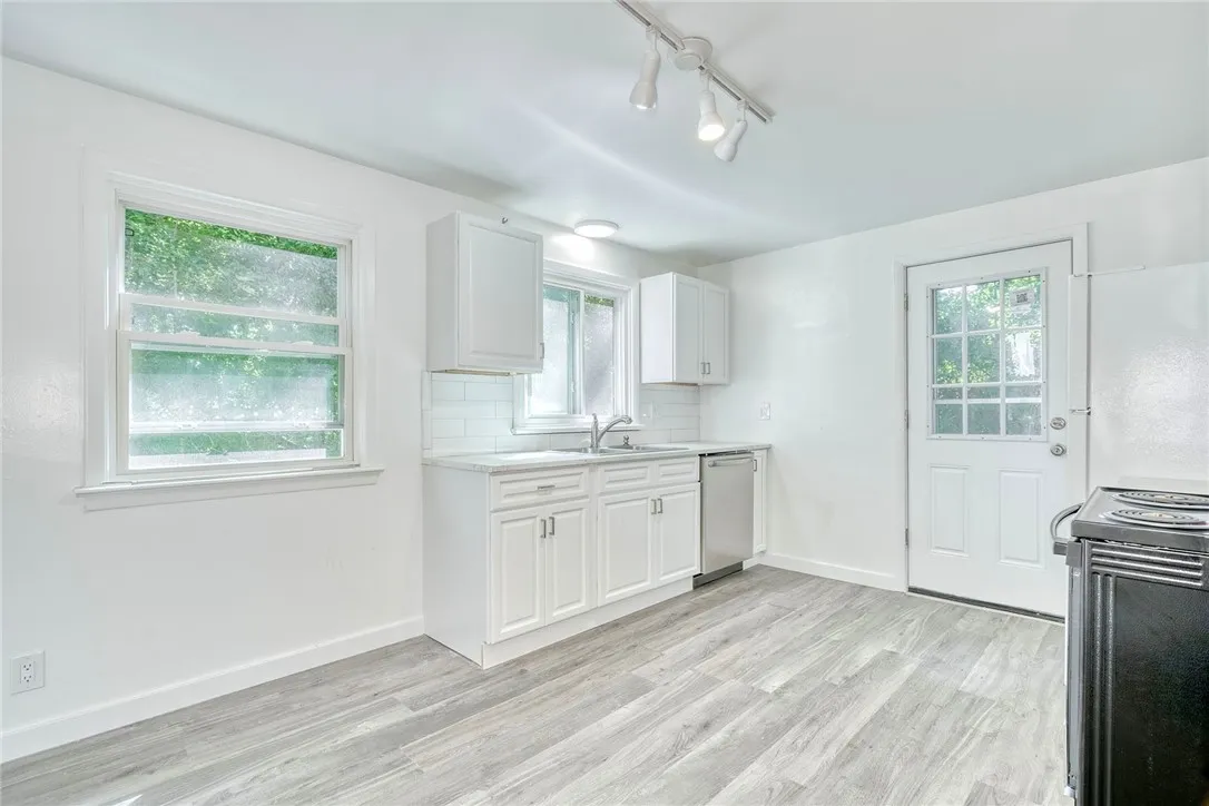 745-747 Liberty Street, Penfield, New York 14526, Penfield, New York 14526, 4 Bedrooms Bedrooms, ,2 BathroomsBathrooms,Residential,Closed,745-747 Liberty Street, Penfield, New York 14526,0,R1632169