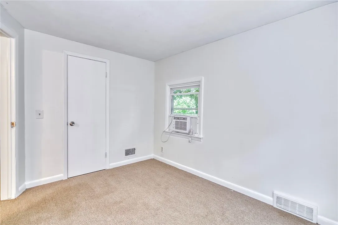 745-747 Liberty Street, Penfield, New York 14526, Penfield, New York 14526, 4 Bedrooms Bedrooms, ,2 BathroomsBathrooms,Residential,Closed,745-747 Liberty Street, Penfield, New York 14526,0,R1632169