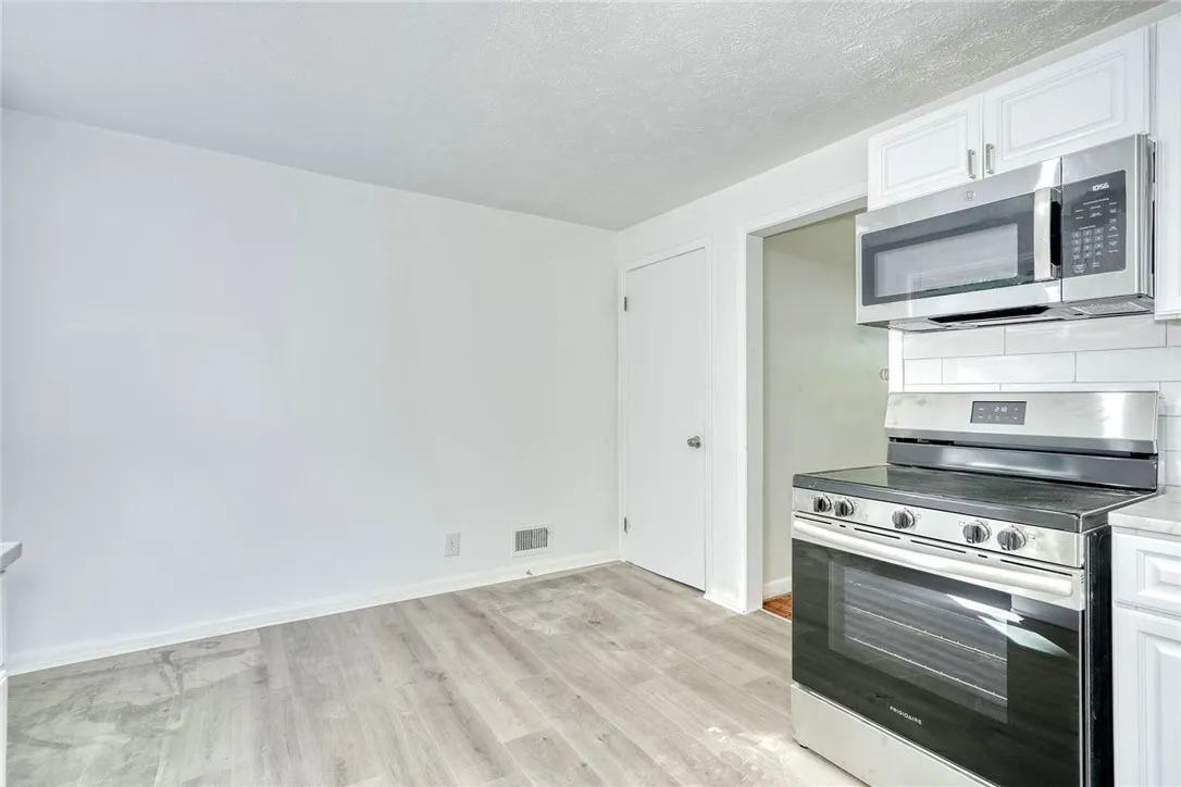 745-747 Liberty Street, Penfield, New York 14526, Penfield, New York 14526, 4 Bedrooms Bedrooms, ,2 BathroomsBathrooms,Residential,Closed,745-747 Liberty Street, Penfield, New York 14526,0,R1632169